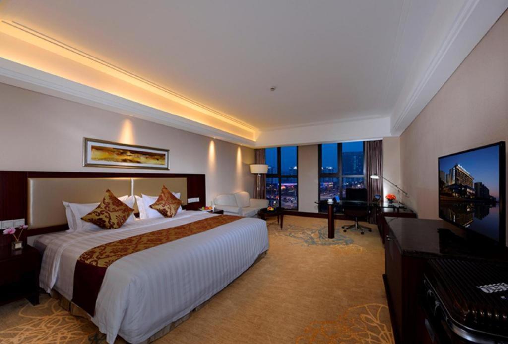 Shuguang International Hotel Kunshan Куньшань Экстерьер фото
