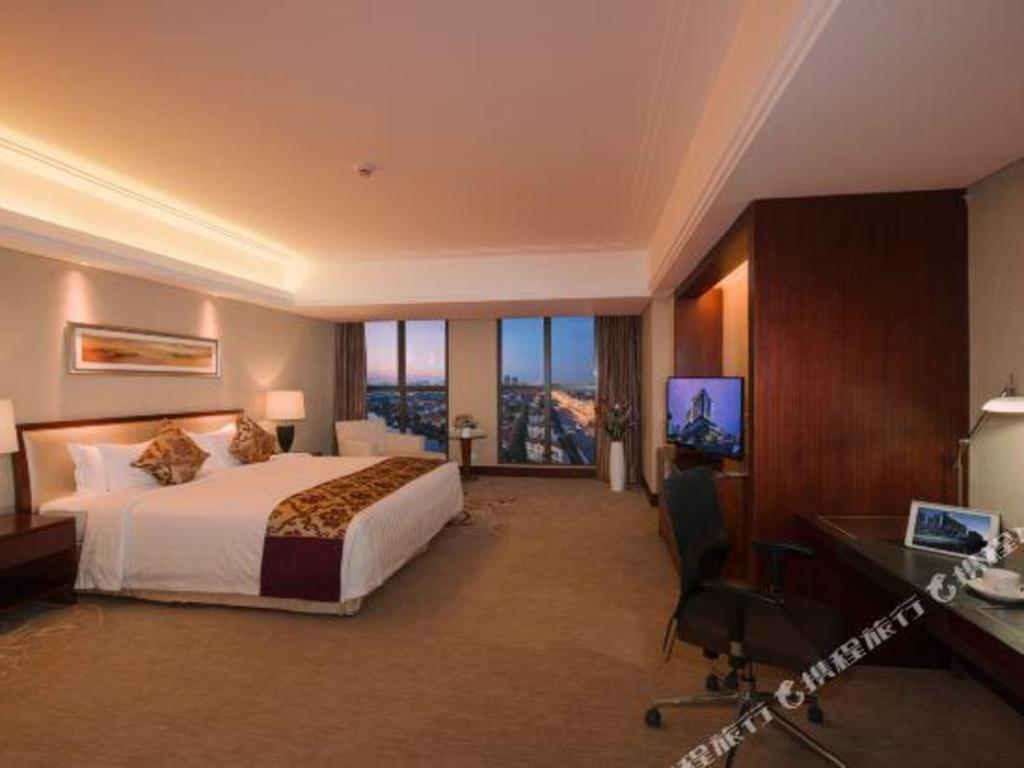 Shuguang International Hotel Kunshan Куньшань Экстерьер фото